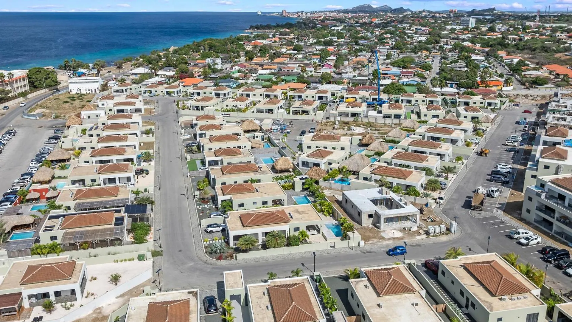 Villa Casa Bon Bida Met Privezwembad, Mambo Beach Willemstad