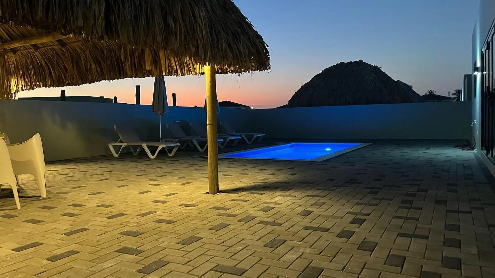 فيلة Casa Bon Bida Met Privezwembad, Mambo Beach يلمستاد كوراساو