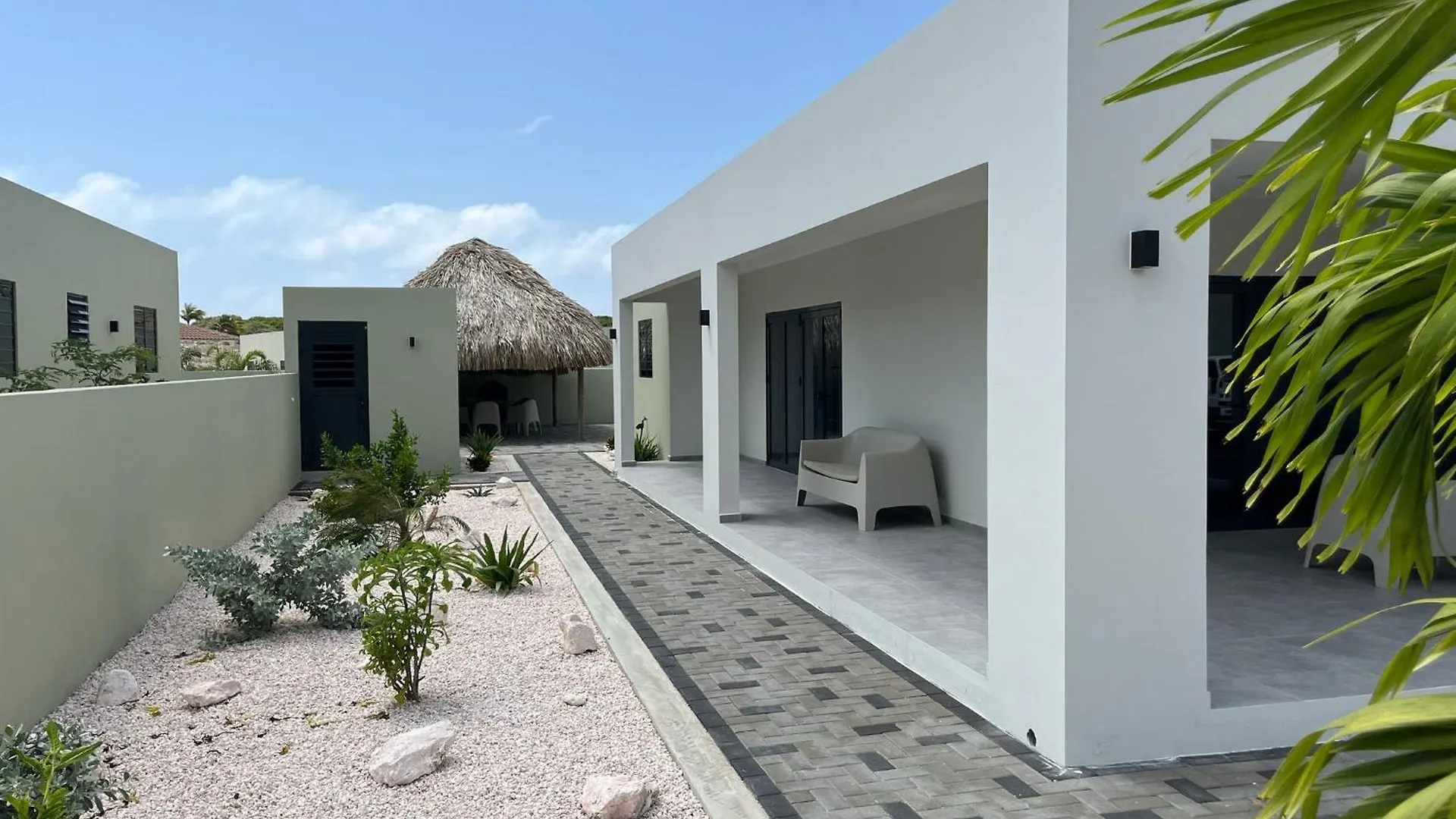 Casa Bon Bida Met Privezwembad, Mambo Beach يلمستاد 0*,