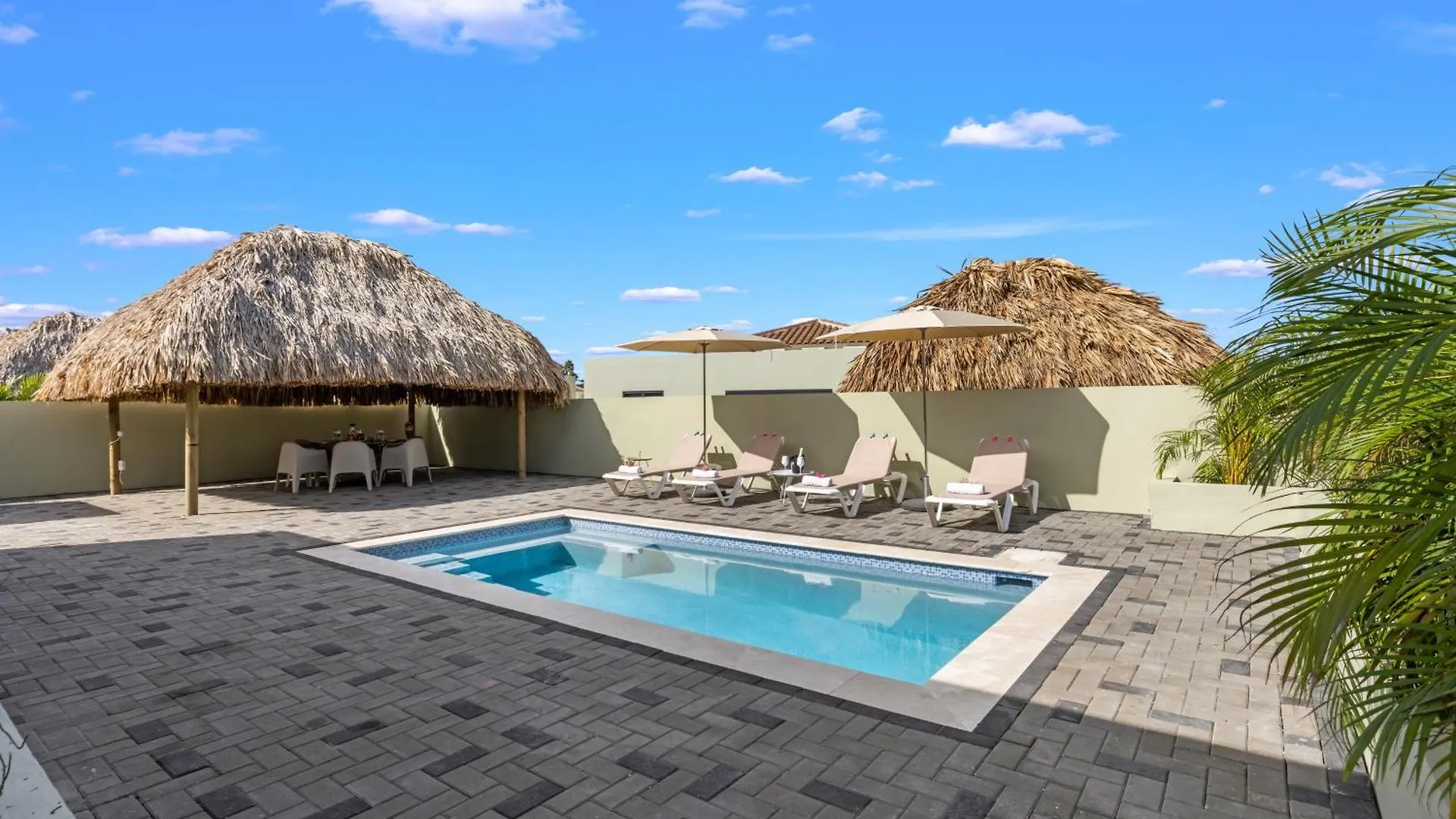 Casa Bon Bida Met Privezwembad, Mambo Beach يلمستاد 0*,  كوراساو