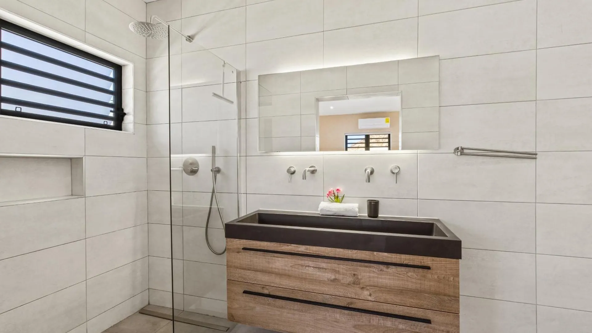 Casa Bon Bida Met Privezwembad, Mambo Beach يلمستاد 0*,