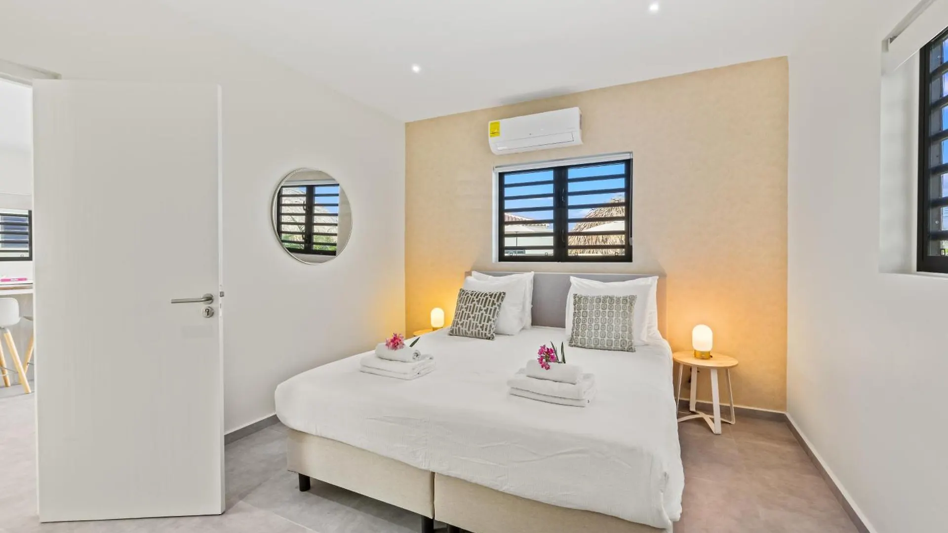 فيلة Casa Bon Bida Met Privezwembad, Mambo Beach يلمستاد
