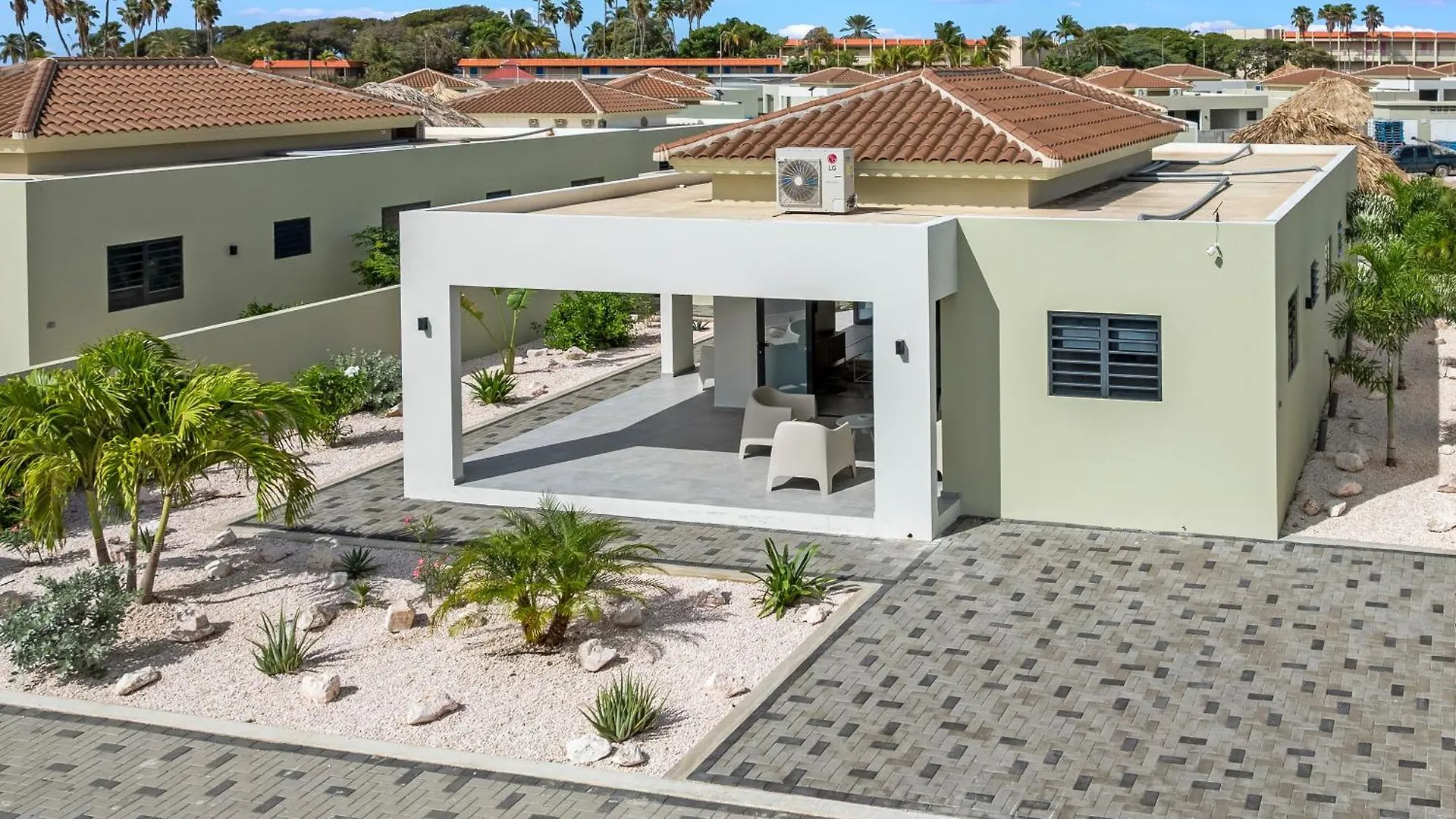 Casa Bon Bida Met Privezwembad, Mambo Beach يلمستاد