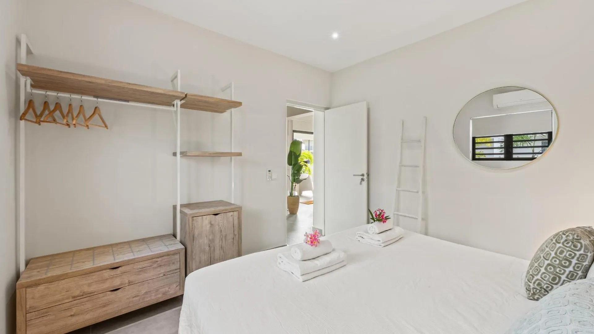 Casa Bon Bida Met Privezwembad, Mambo Beach يلمستاد 0*,